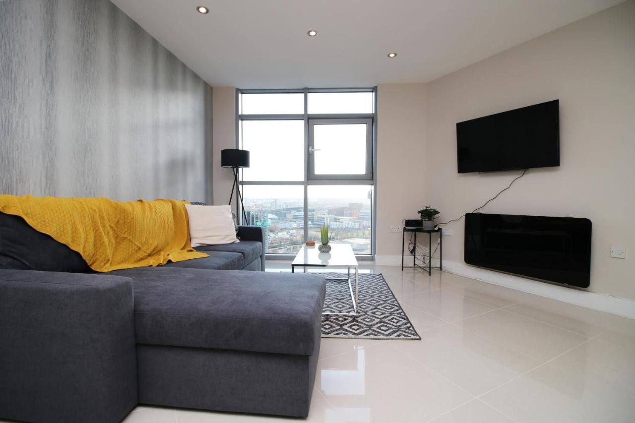 The Skyline - Luxury City Centre Flat With Designated Parking Cardiff Dış mekan fotoğraf