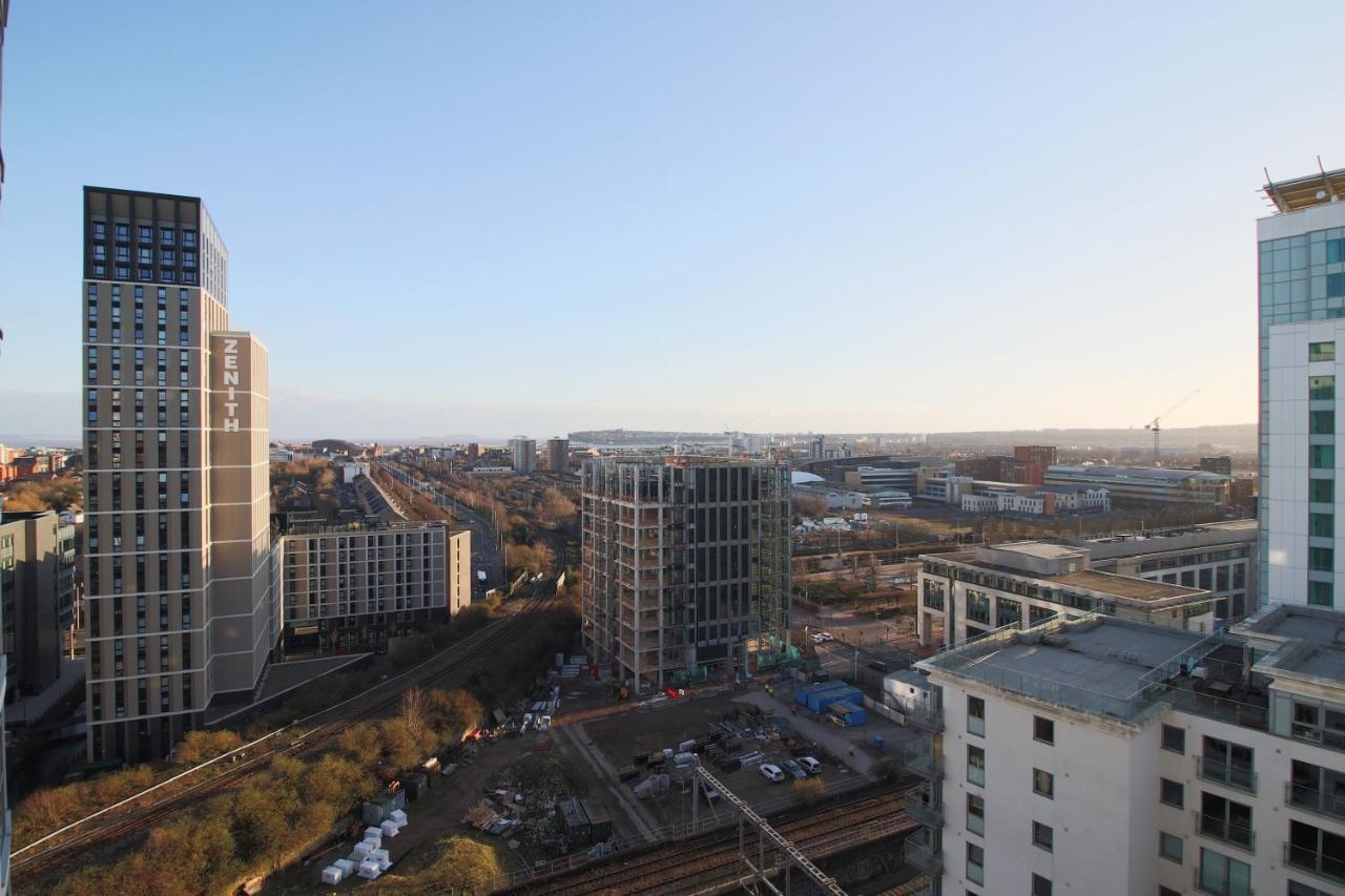 The Skyline - Luxury City Centre Flat With Designated Parking Cardiff Dış mekan fotoğraf