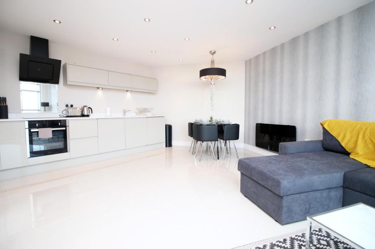 The Skyline - Luxury City Centre Flat With Designated Parking Cardiff Dış mekan fotoğraf