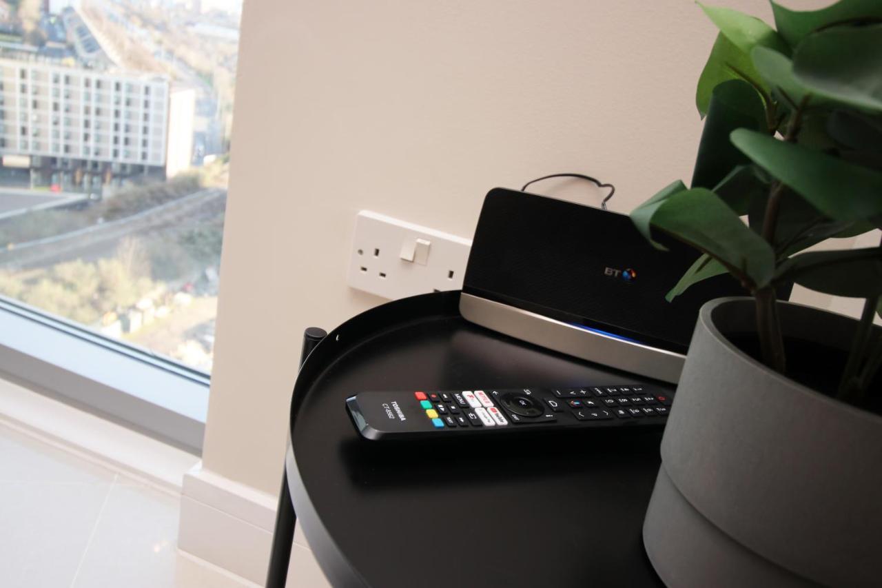 The Skyline - Luxury City Centre Flat With Designated Parking Cardiff Dış mekan fotoğraf